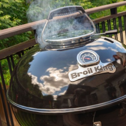 ΨΗΣΤΑΡΙΑ ΚΑΡΒ. KETTLE 57cm PREMIUM-BROIL KING (7)
